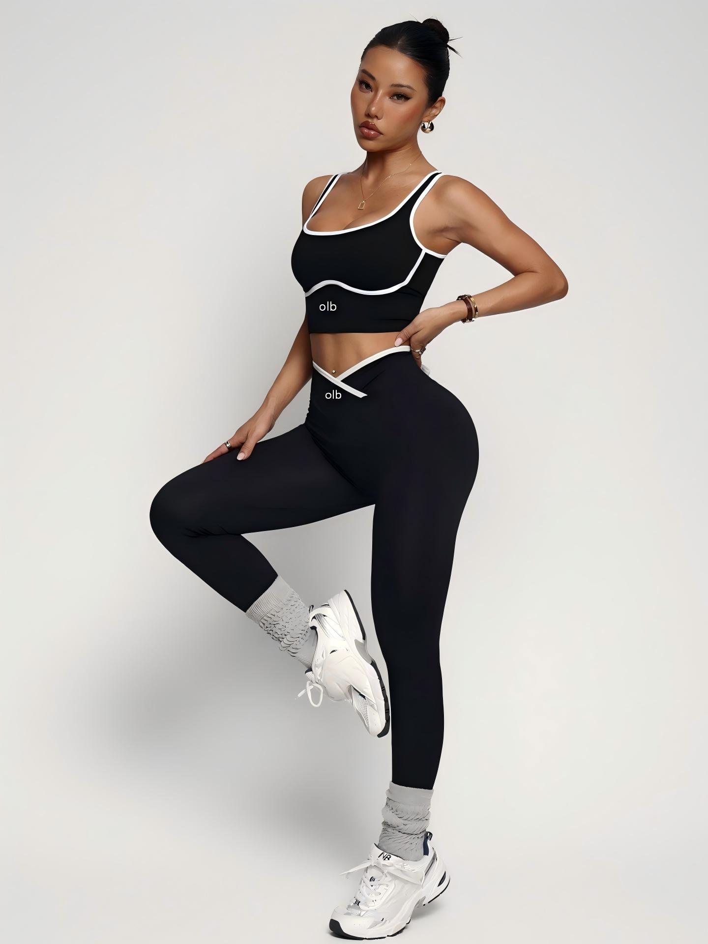 Sports Bra Racerback - 2ピースの新しいスポーツブラベストパンツフィットネススーツ、女性用の豪華で快適なハイウエストとヒップリフティングヨガスーツセット